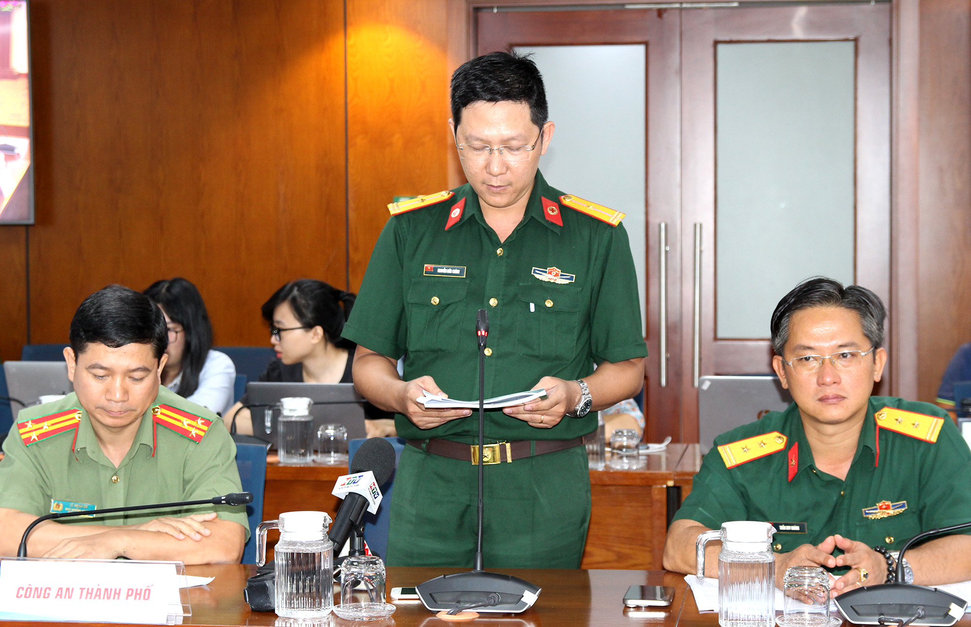 Đại diện Bộ Tư lệnh TP. Hồ Chí Minh tại buổi họp báo (Ảnh: H.Hào).